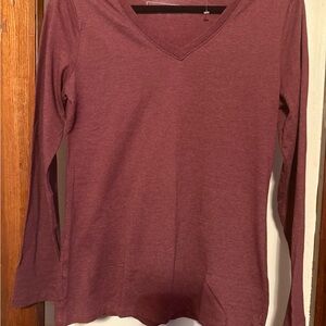 Eddie Bauer Women's V-Neck Long Sleeve Top - Burgundy - M -NWOT